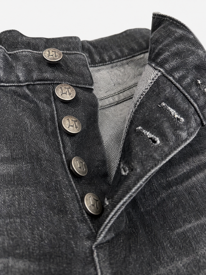ONE EMBROIDERED BAGGY
